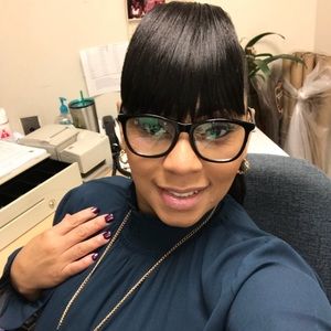 Meet your Posher, Demetria